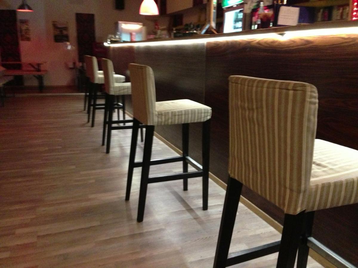 Whole Basement Former Pub For Stag Do, Bachelor House Party Flat 布达佩斯 外观 照片