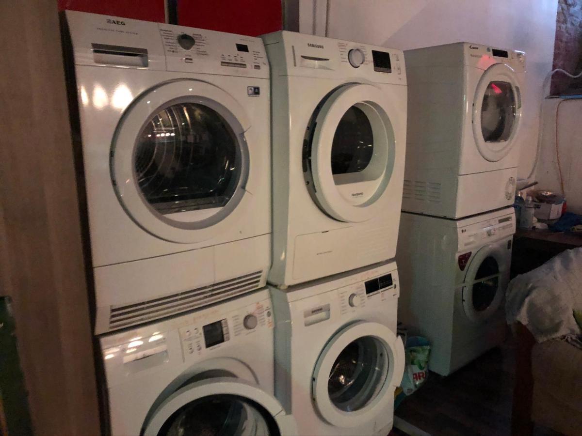 Whole Basement Former Pub For Stag Do, Bachelor House Party Flat 布达佩斯 外观 照片