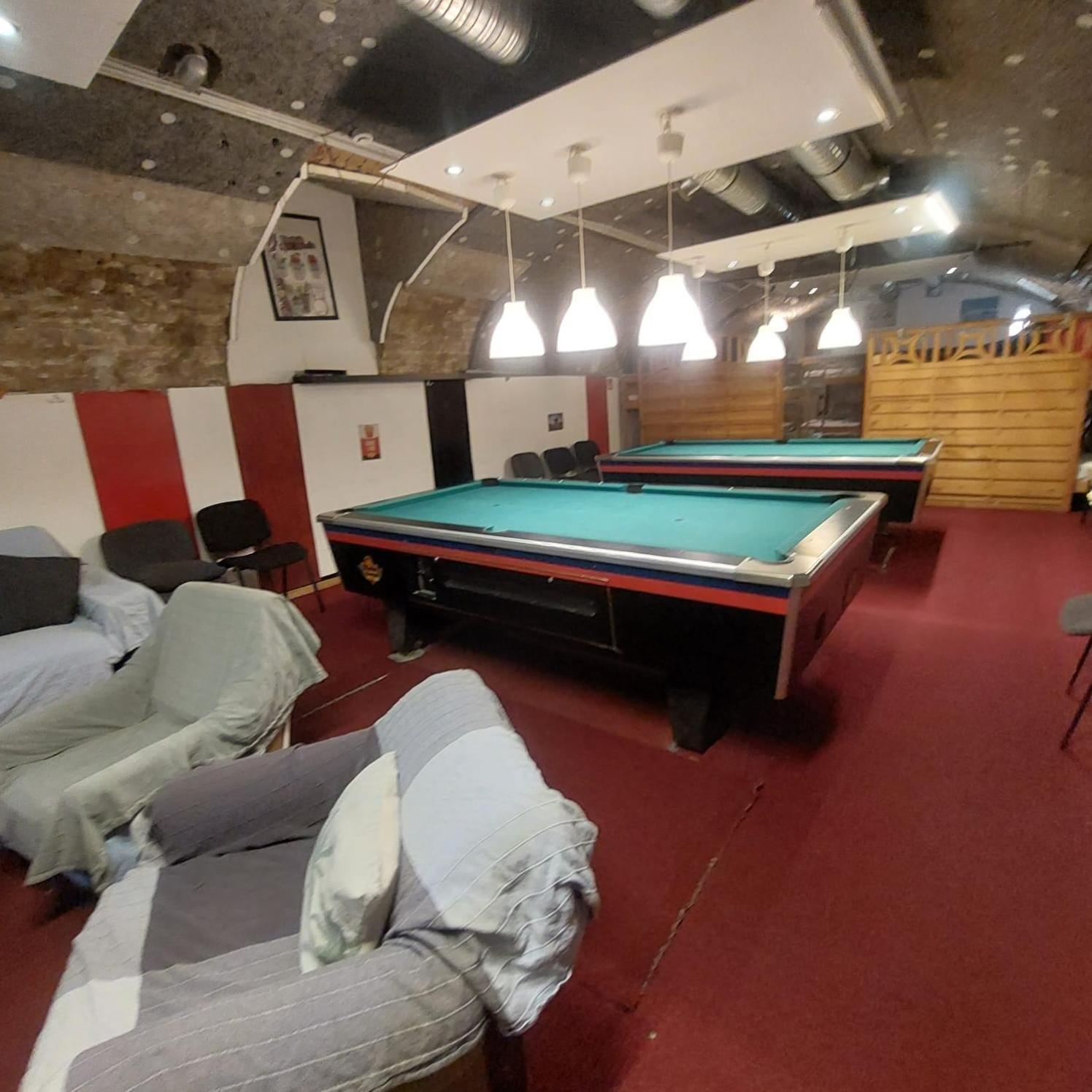 Whole Basement Former Pub For Stag Do, Bachelor House Party Flat 布达佩斯 外观 照片